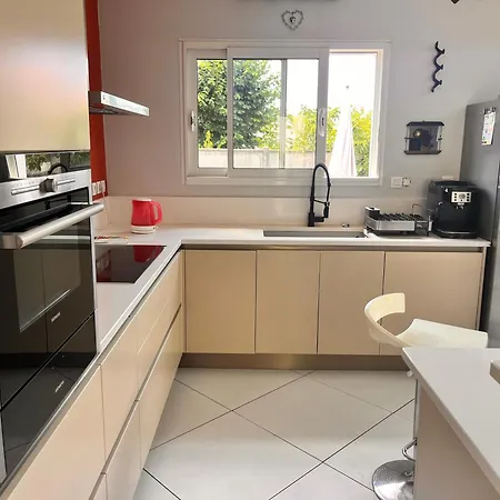 Patio Proche Centre Tatil Evi